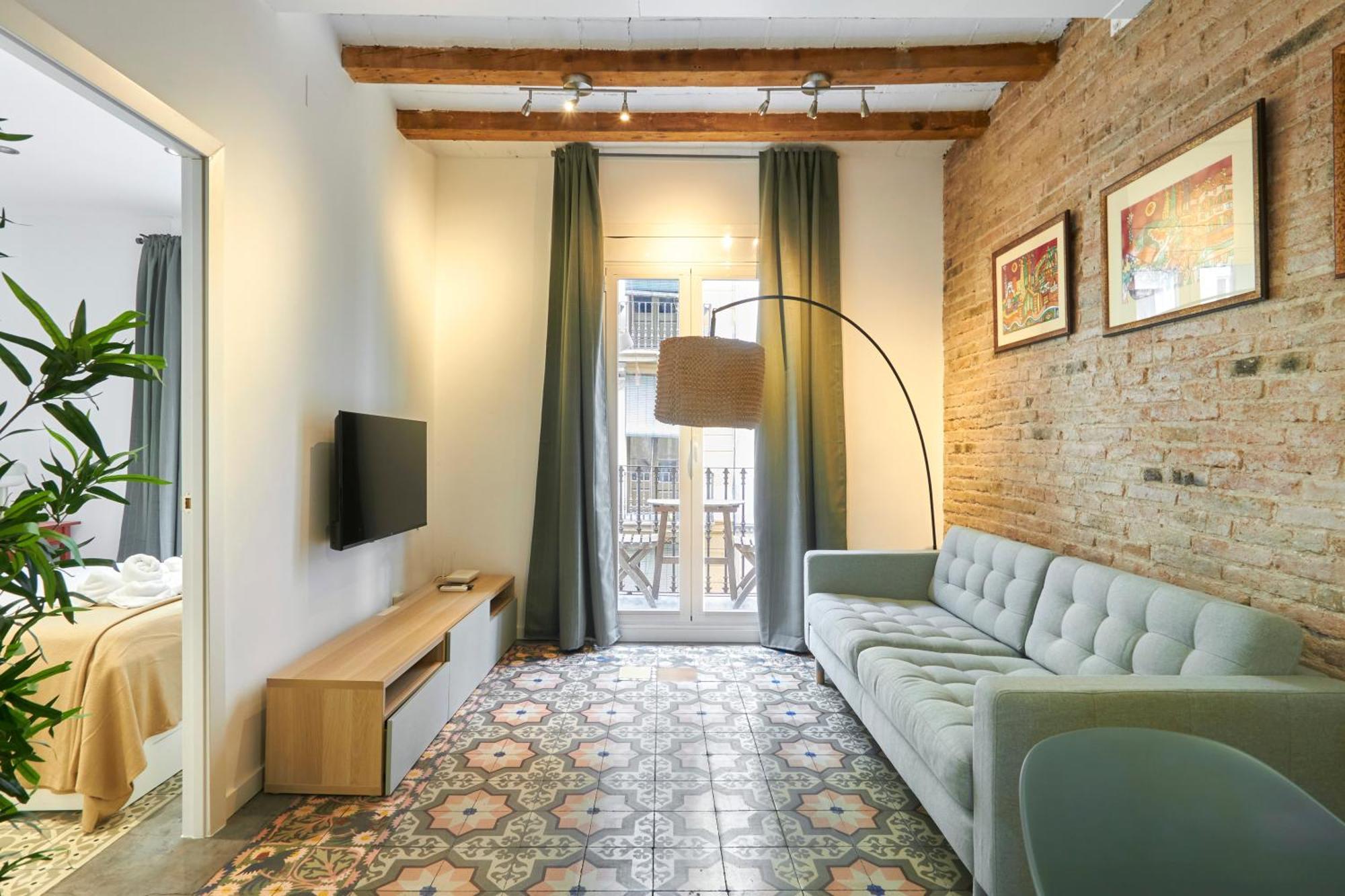 64 Apartment In A Typical Barcelona'S Old Building Zewnętrze zdjęcie